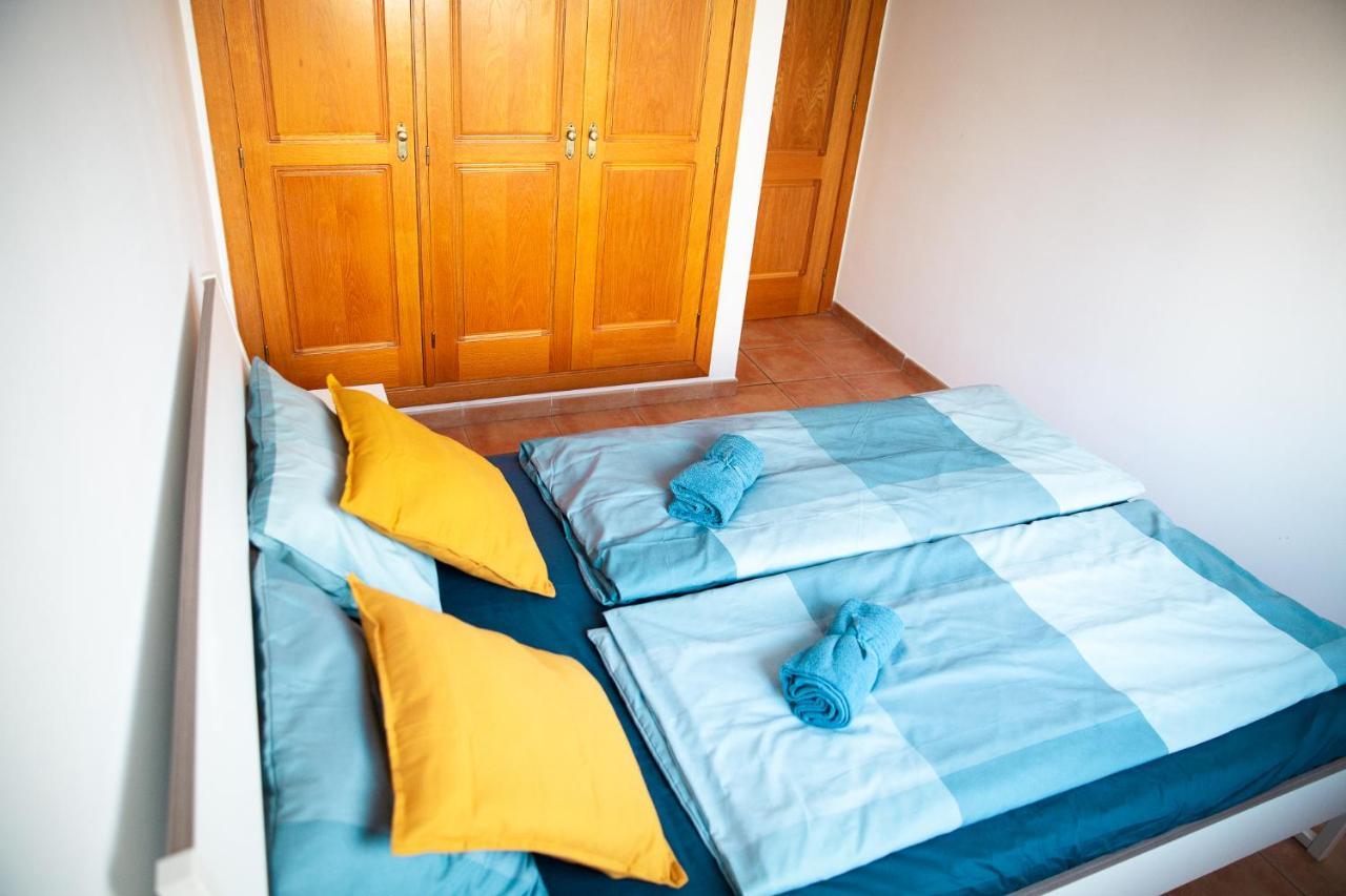 Surf Dream Surfhouse Hostel คอร์ราเลโฮ ภายนอก รูปภาพ
