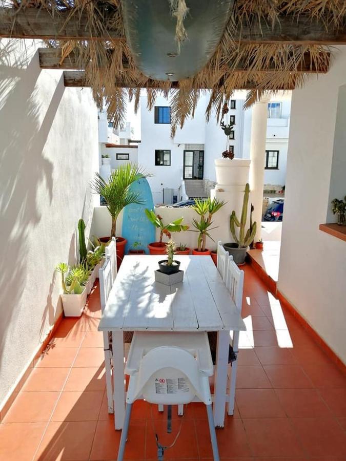 Surf Dream Surfhouse Hostel คอร์ราเลโฮ ภายนอก รูปภาพ