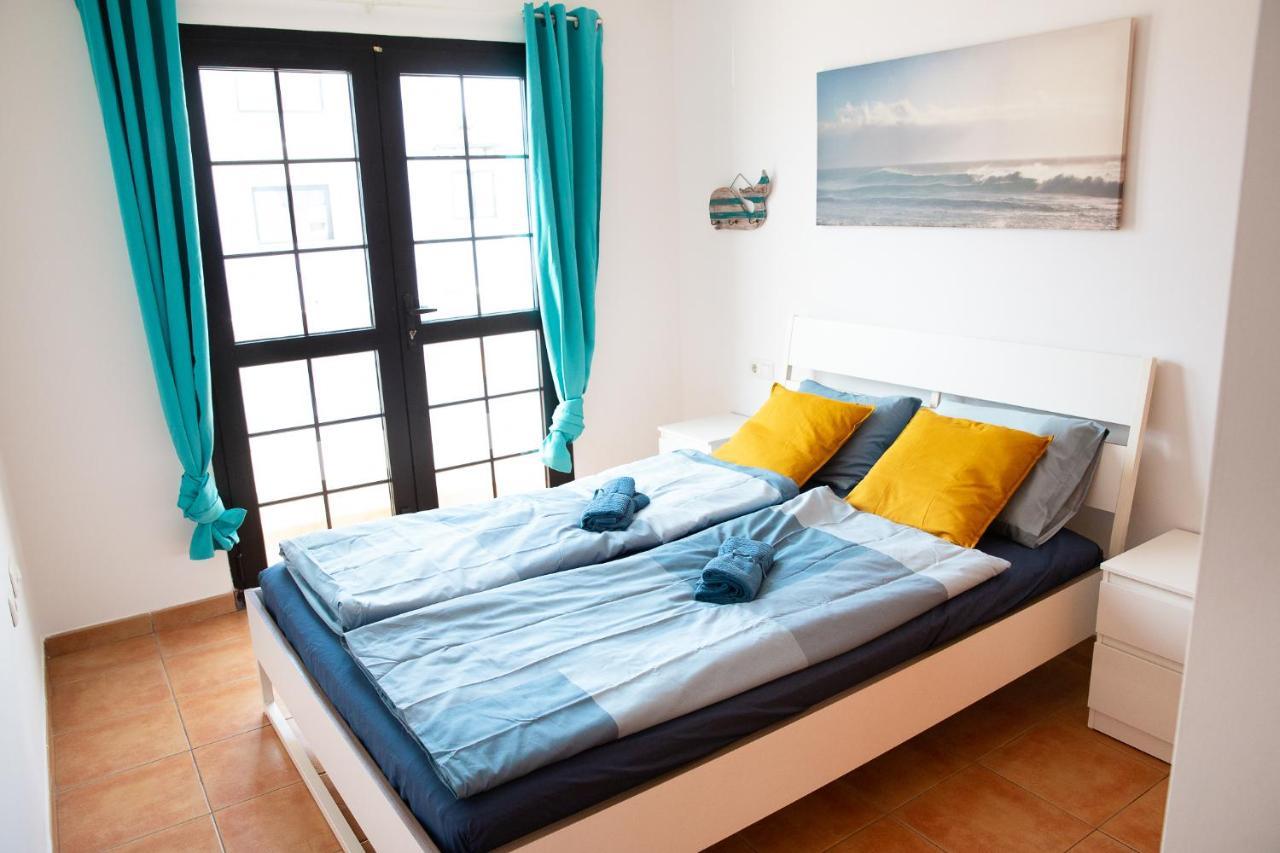 Surf Dream Surfhouse Hostel คอร์ราเลโฮ ภายนอก รูปภาพ