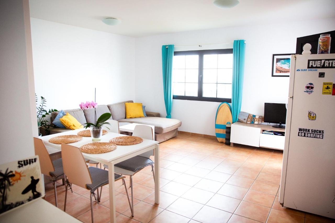 Surf Dream Surfhouse Hostel คอร์ราเลโฮ ภายนอก รูปภาพ