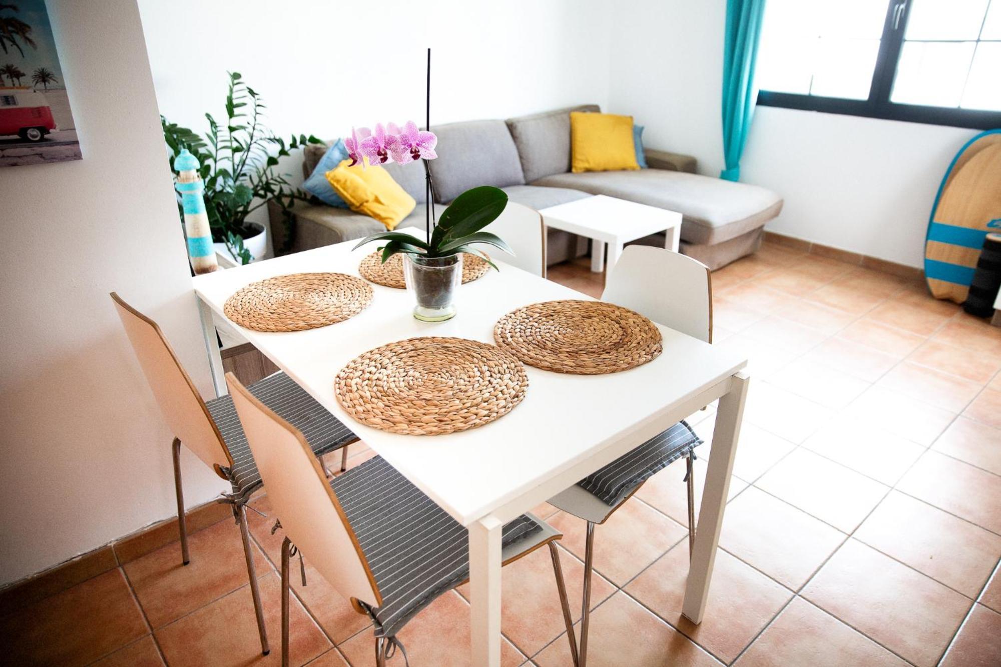 Surf Dream Surfhouse Hostel คอร์ราเลโฮ ภายนอก รูปภาพ